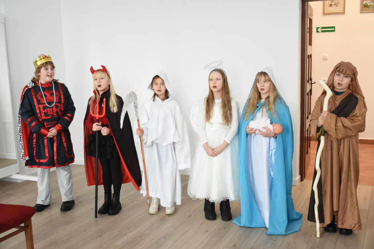 Wszystkie dzieci dziękują za kolędę