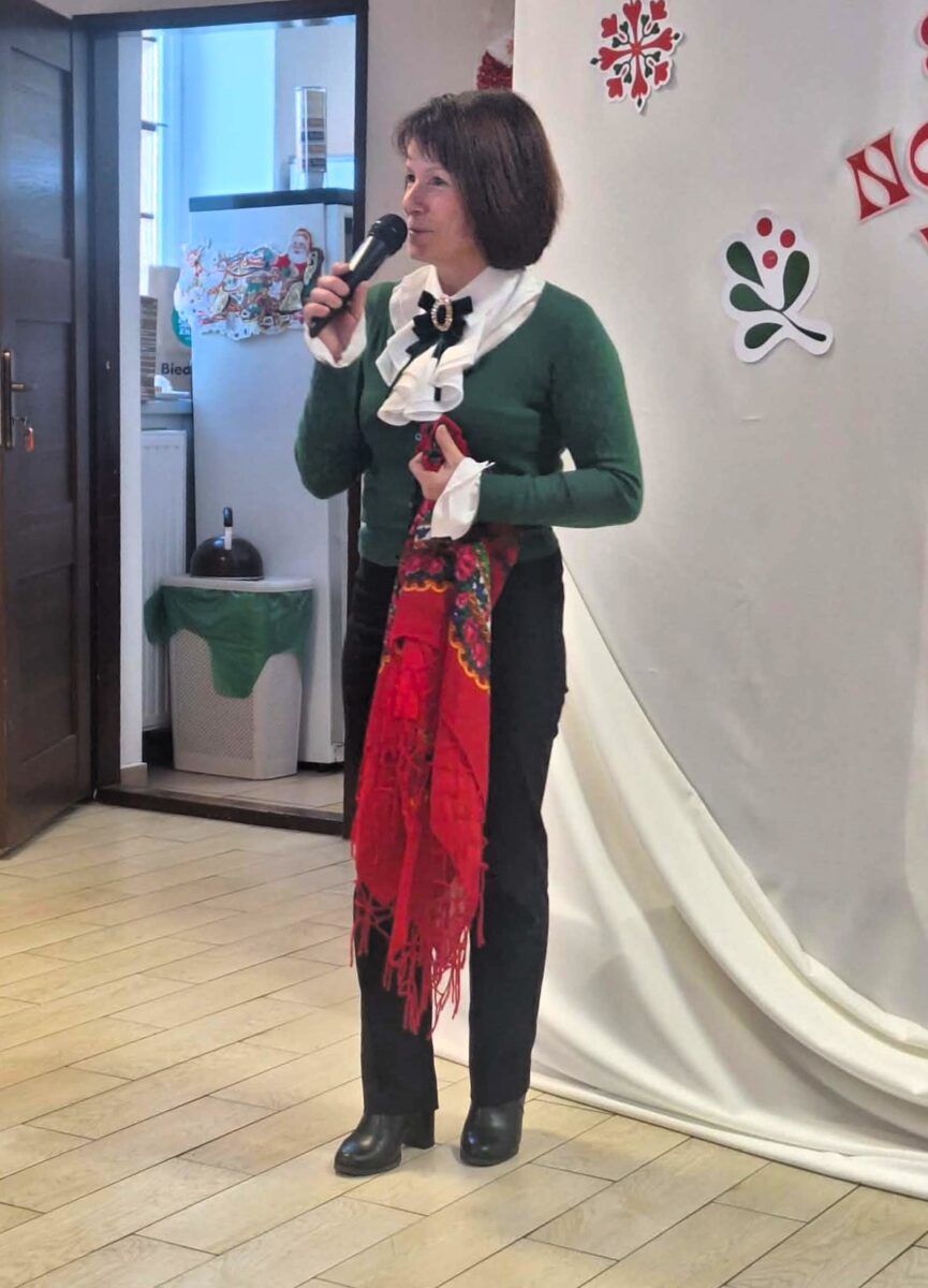 1b1c8574-54d6-4555-8504-c81f28e24a33 Pani Anna wita wszystkich na spotkania noworoczne w Katach