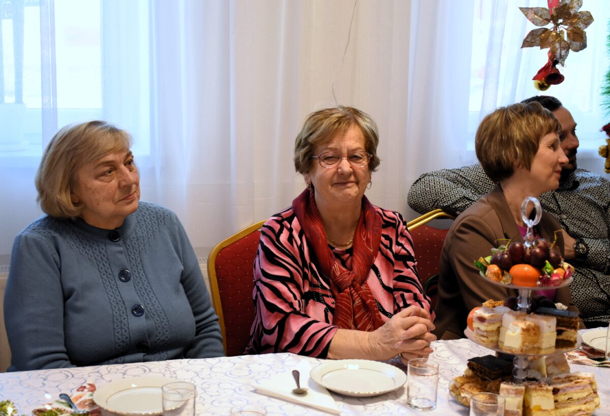 DSC_8872 Mieszkańcy Katów słuchają zespoły