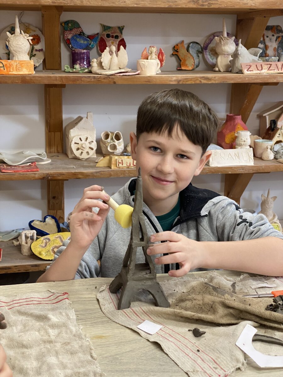 Karol wygładza swoją wieże