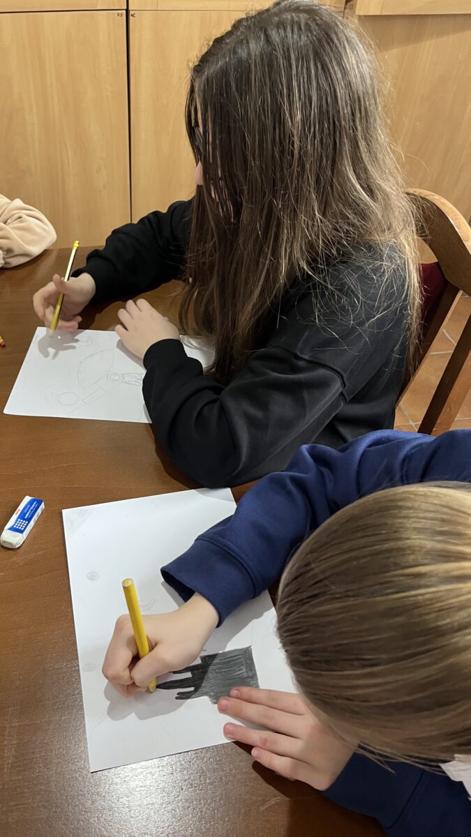 Rysunki nabierają kształt