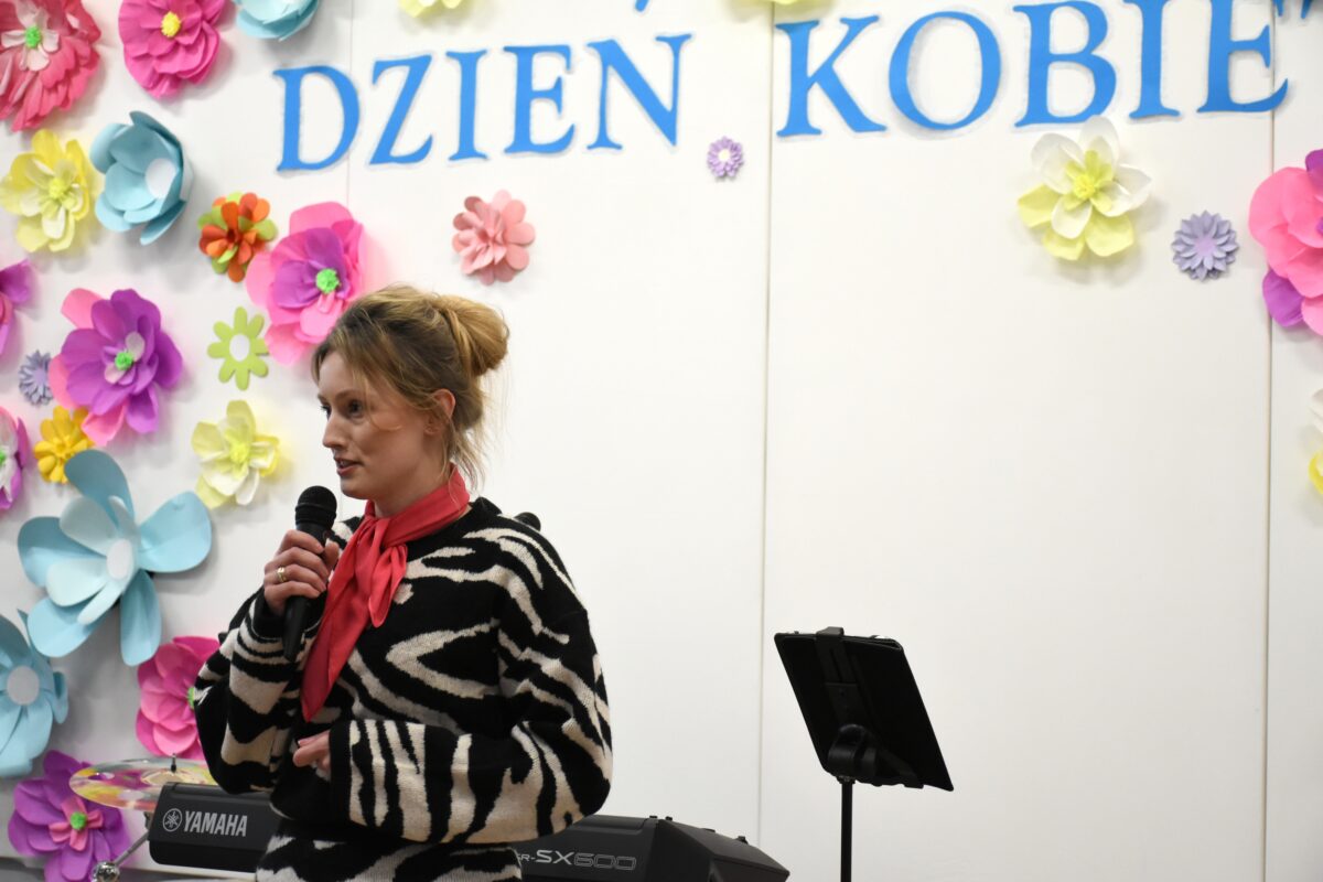 Pani dyrektor GOKSTiR w Jarocinie powita wszystkich zgromadzonych gości