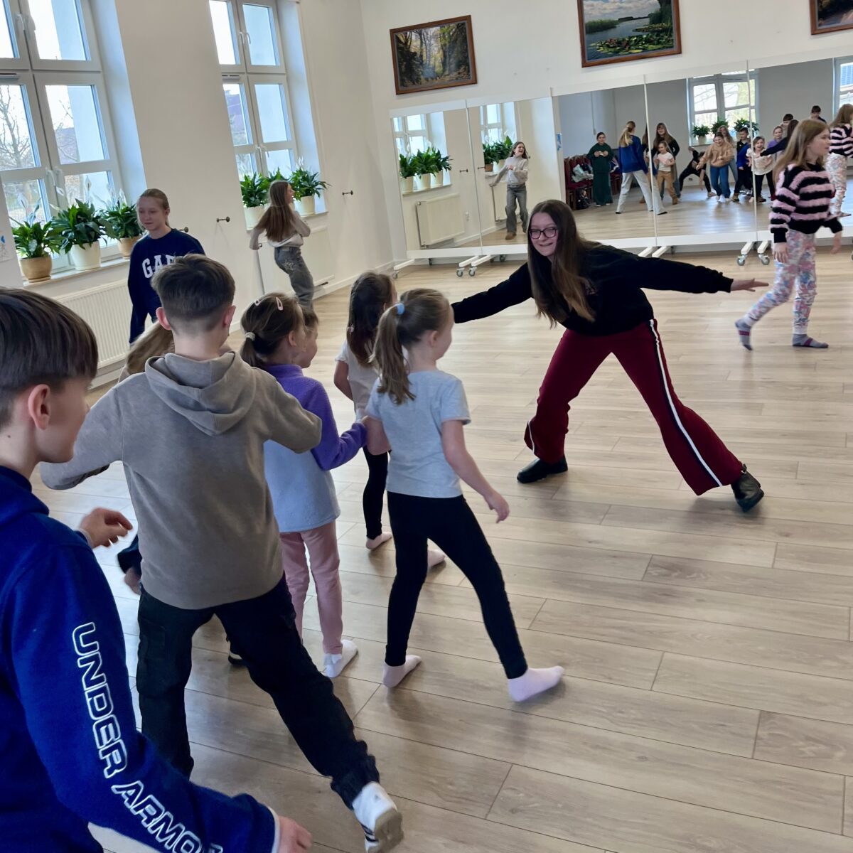 Wszystkie dzieci zaczeły biegać